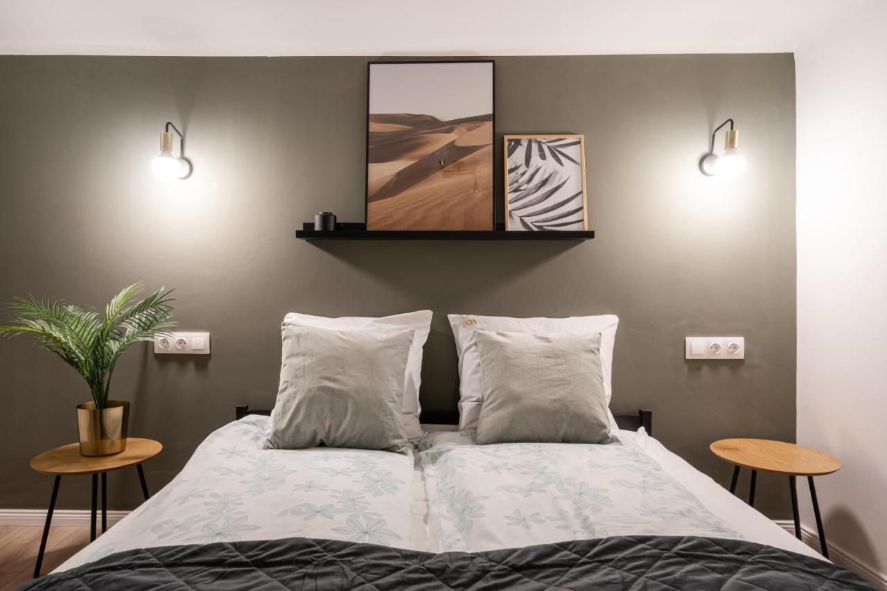 D24 - Historic Quarter Design Loft - Best Location By Bqa Budapest Luaran gambar